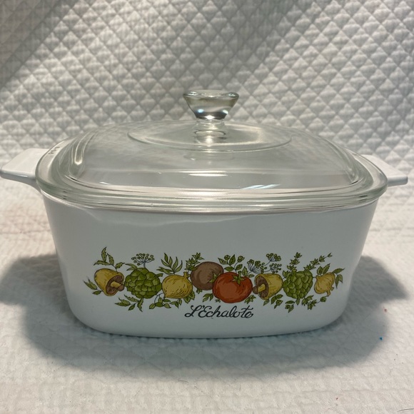 Corningware Other - Corningware Spice Of Life Lechaloto Dish 1.5 liter